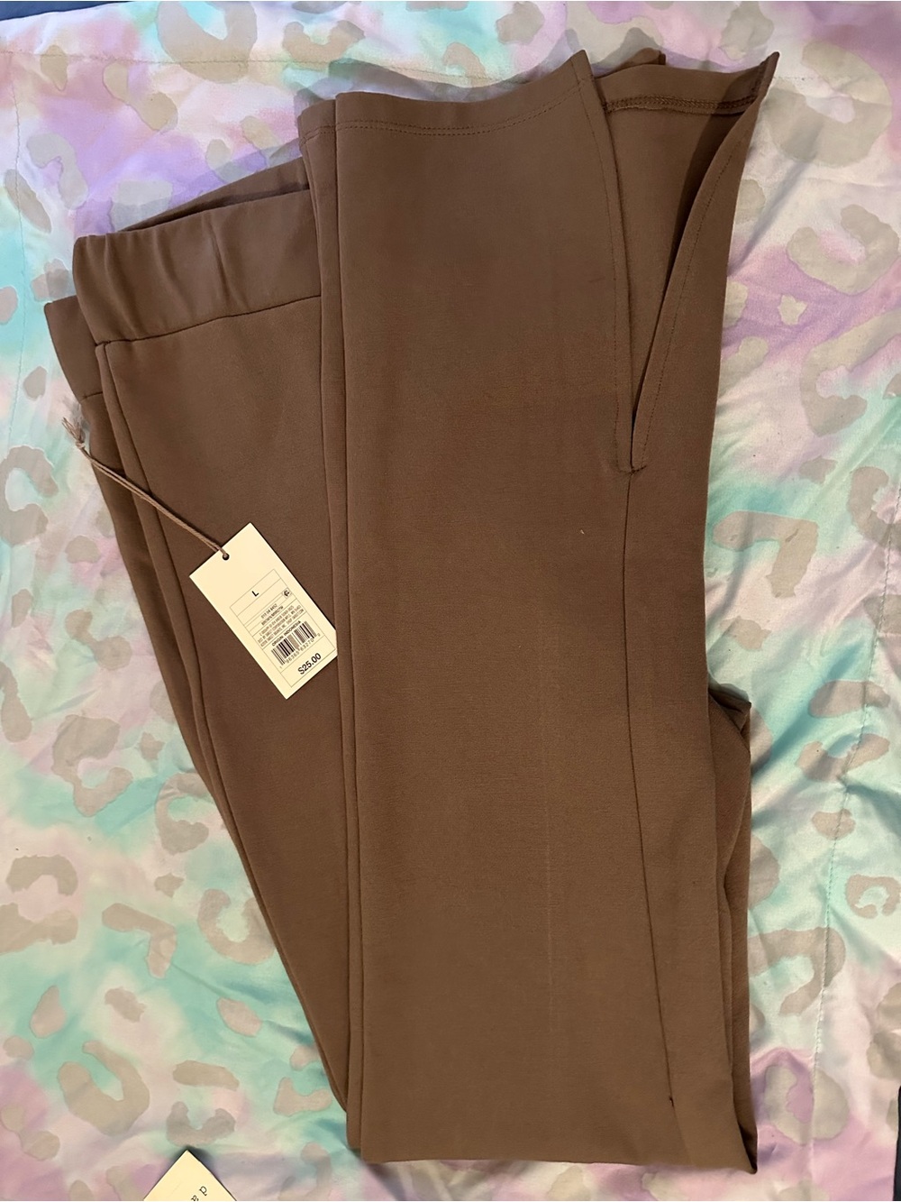 A New Day 1 khaki pair / 1 black pair
